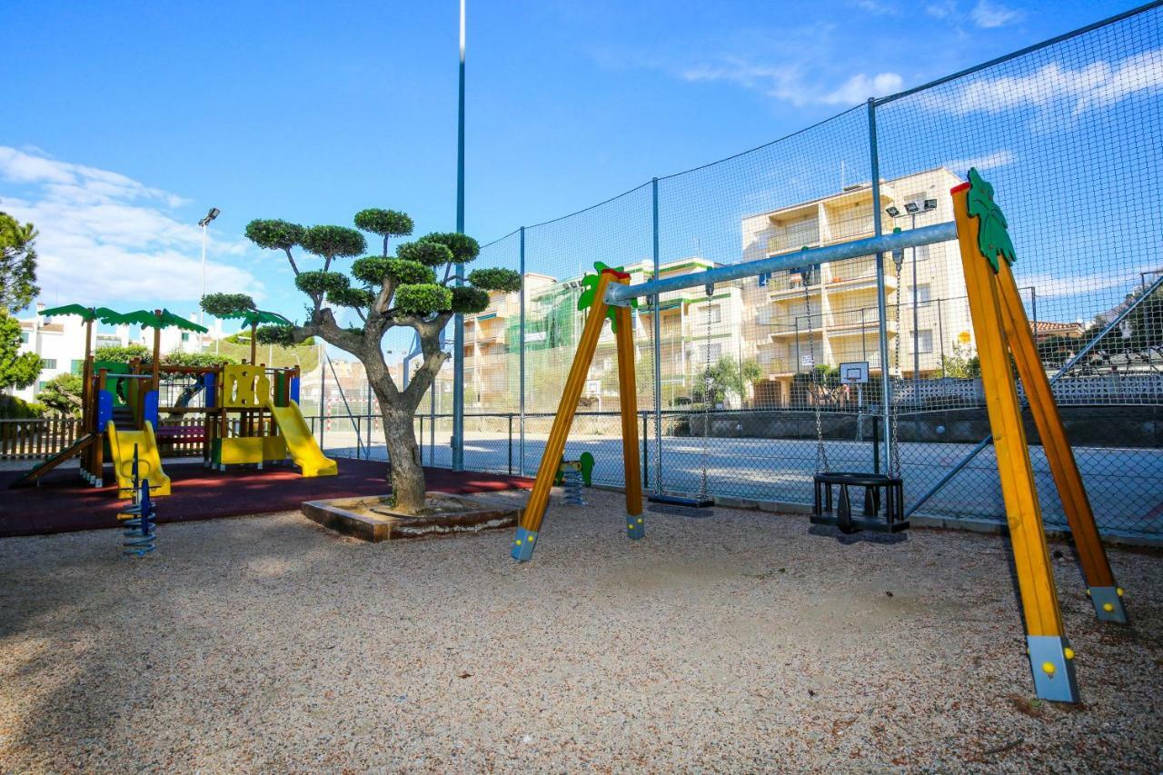 Galera Planet Costa Dorada Villa Cambrils Exterior photo